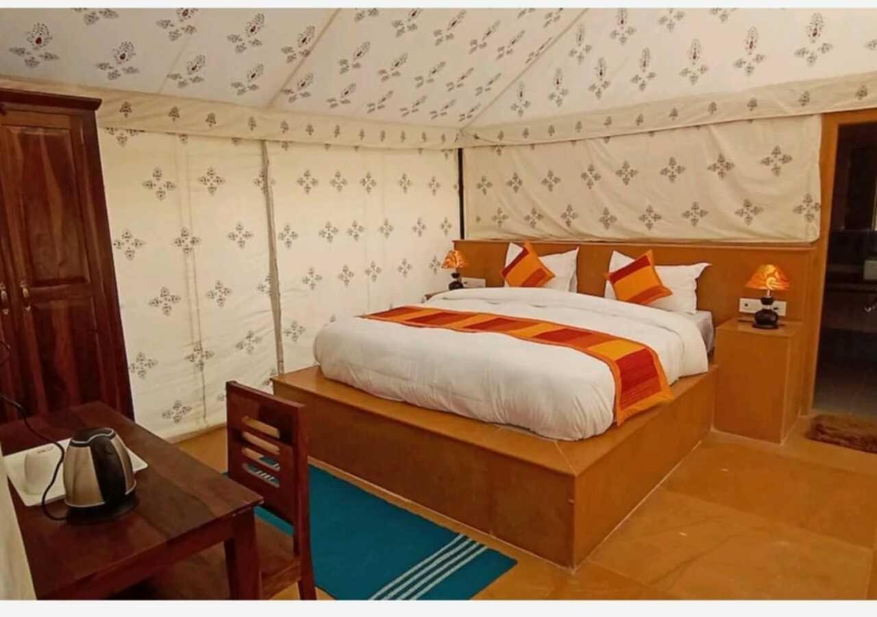 Sky Desert Safari Camp Jaisalmer Esterno foto